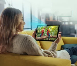 Android tablet connected to a display through DP Alt Mode